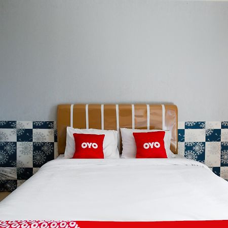 Oyo 2582 Apartemen Serpong Green View Tangerang Zewnętrze zdjęcie